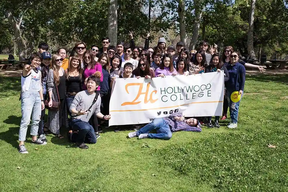 Promotional image of the Hollywood College facilities