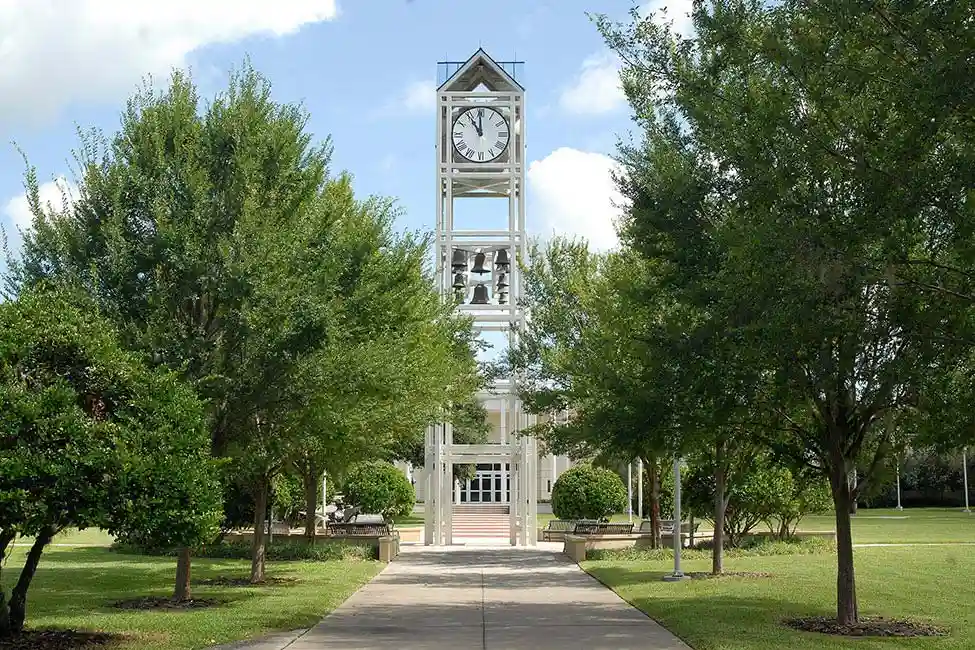 Promotional image of the College of Central Florida facilities