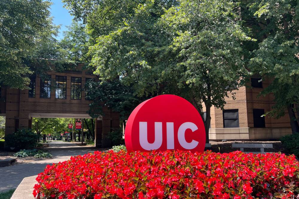 Promotional image of the University of Illinois Chicago facilities