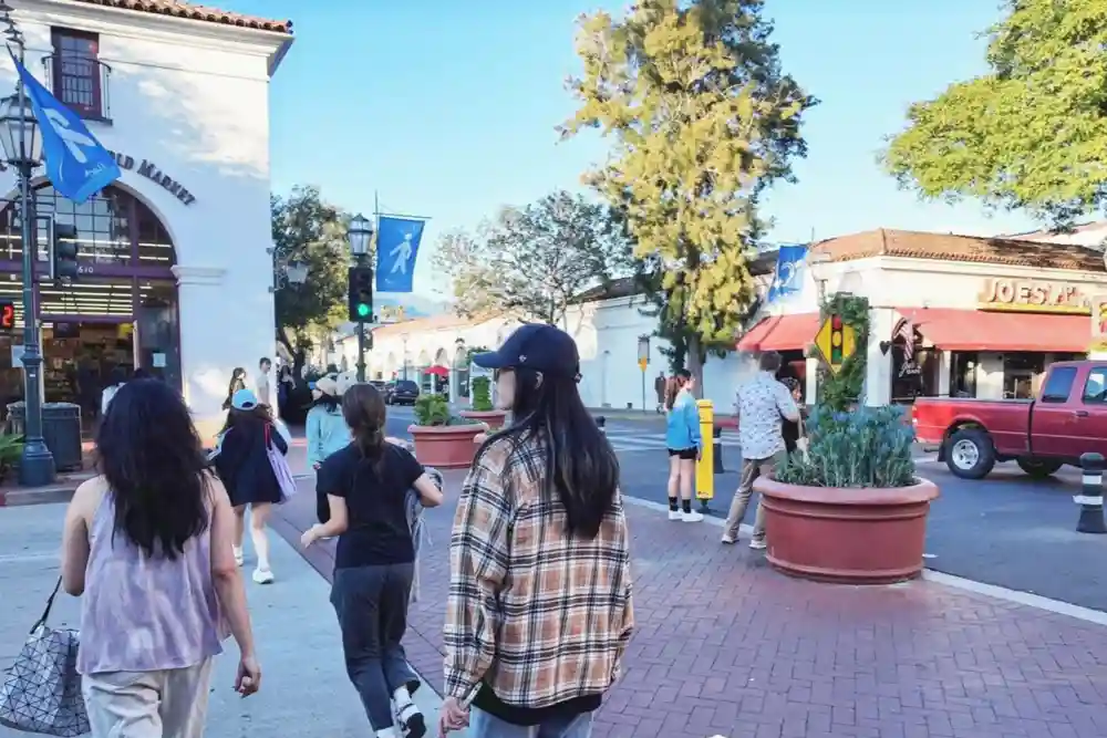 Promotional image of the KSE Global Connect Pathway Programs facilities