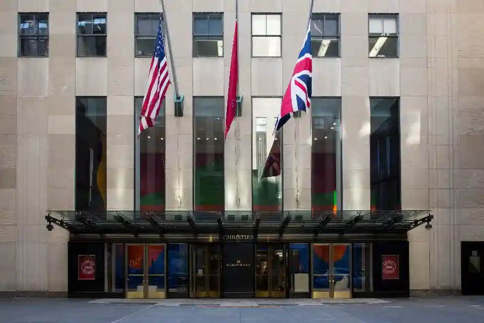 Promotional image of the Christie's Education facilities