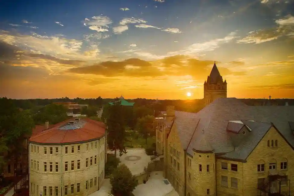 Promotional image of the Ohio Wesleyan University facilities